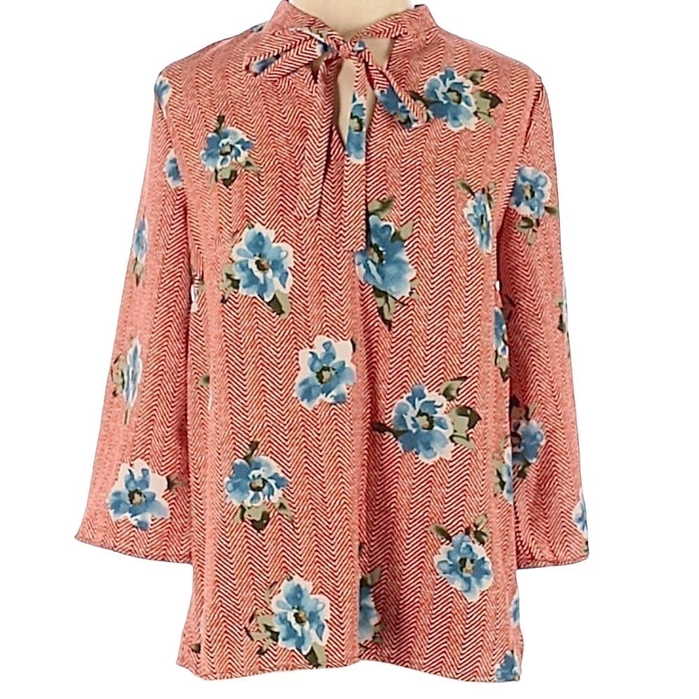 🌺 Les Amis Chevron Floral Print Tie Neck Blouse Size S NWT